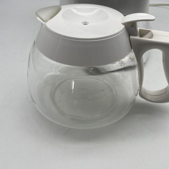 Cuisinart Automatic Grind & Brew DGB-300 10 Cup Coffee Maker - Picture 9 of 16